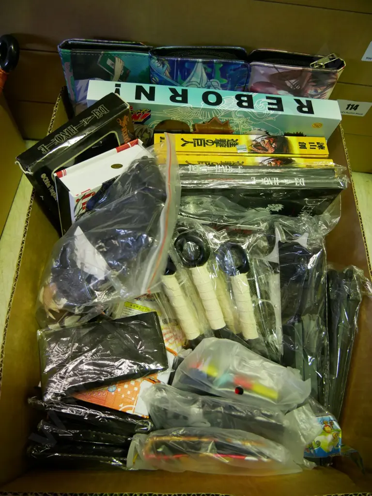 lucky dip box of assorted fantasy colllectables and toys Image 1++