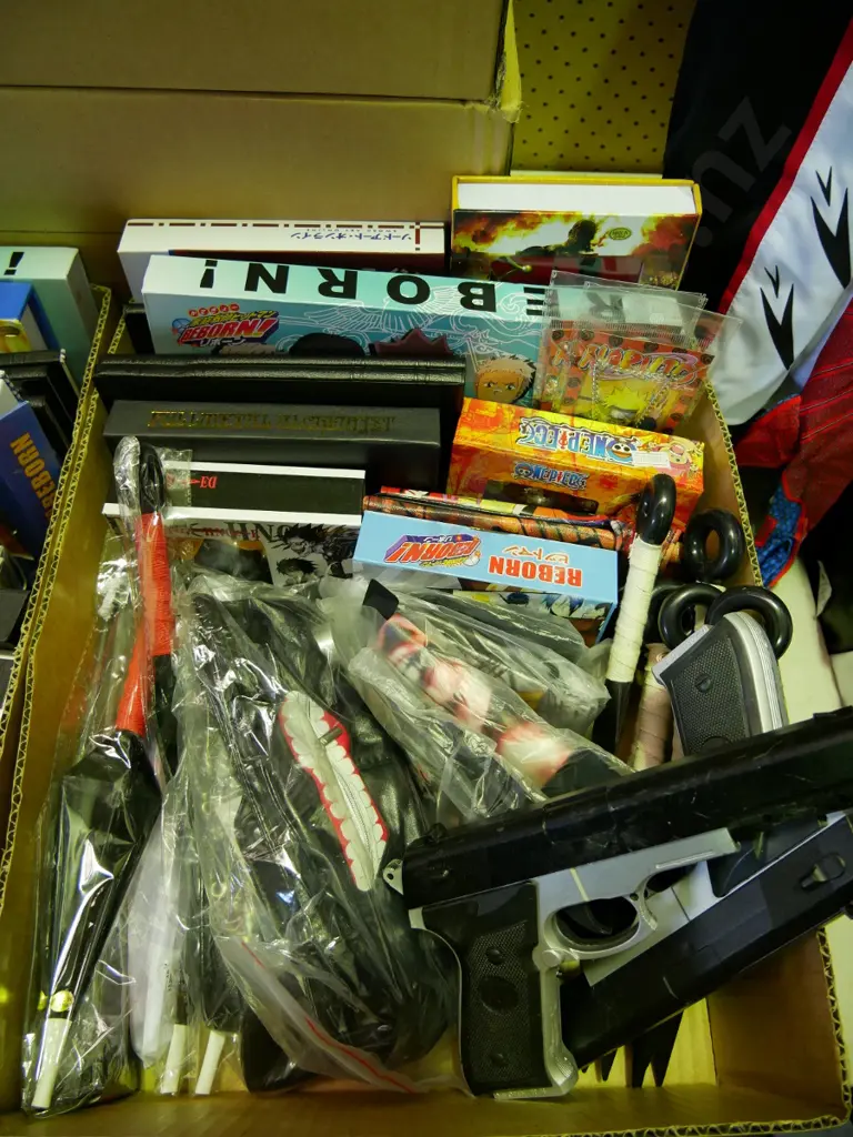 lucky dip box of assorted fantasy colllectables and toys Image 1++