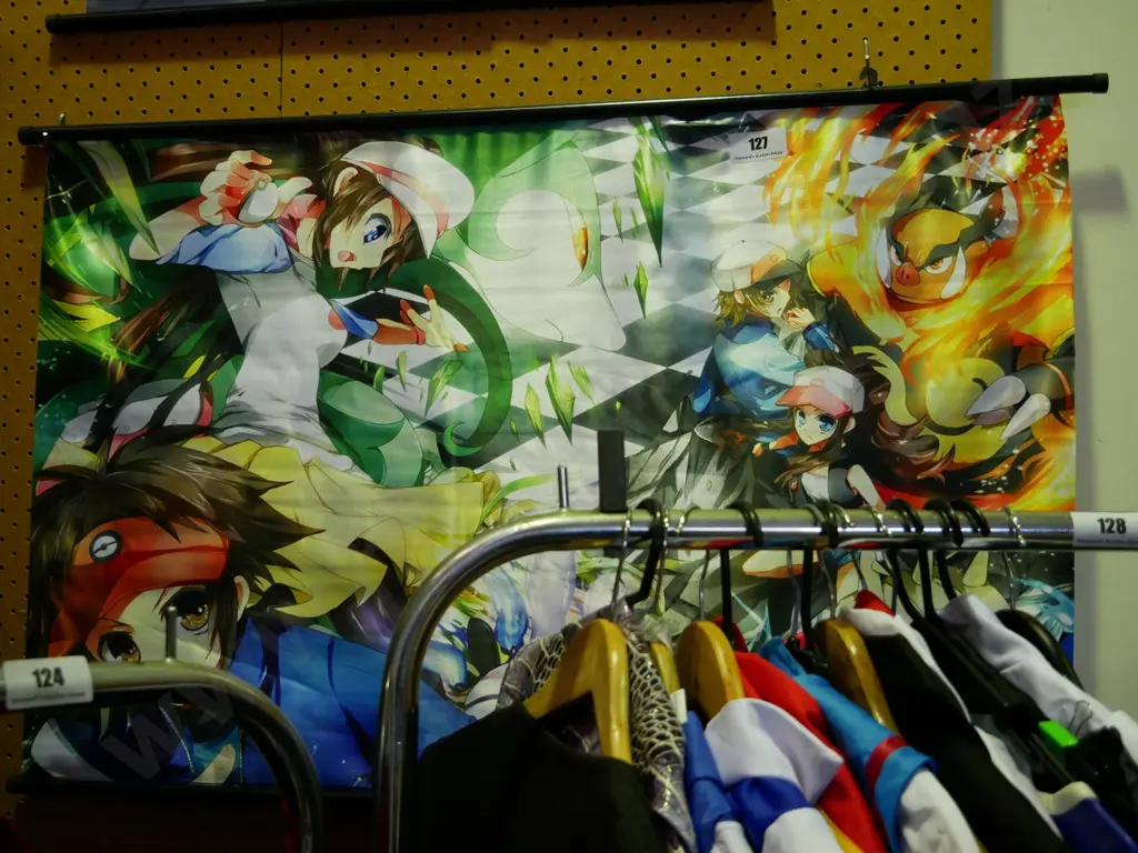 wall-hanging print on scroll Image 1++