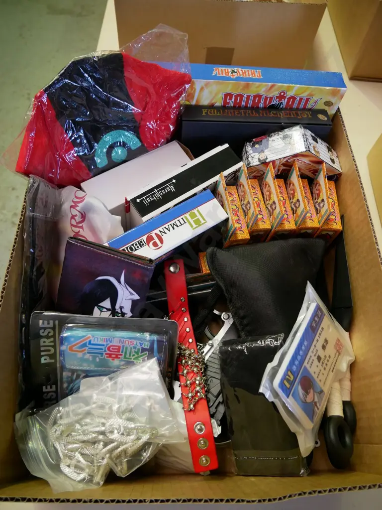 lucky dip box of assorted fantasy colllectables and toys Image 1++