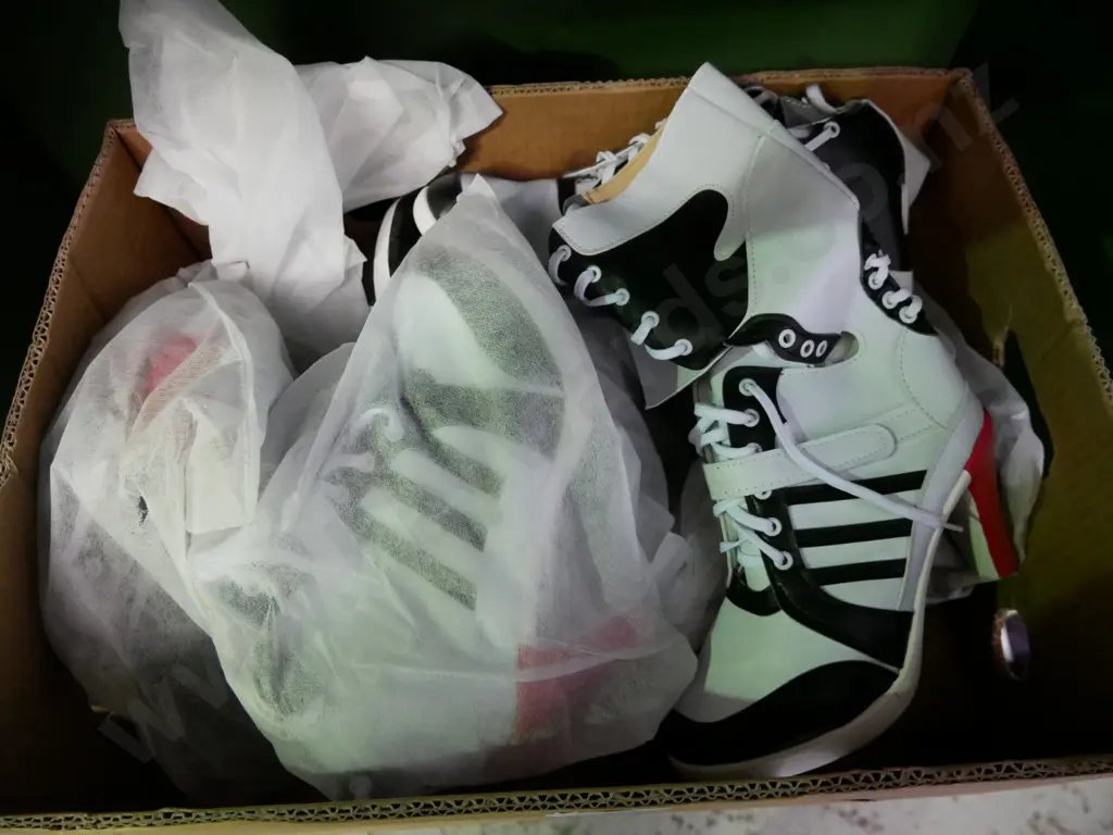 box of cosplay high-heel boots Image 1++
