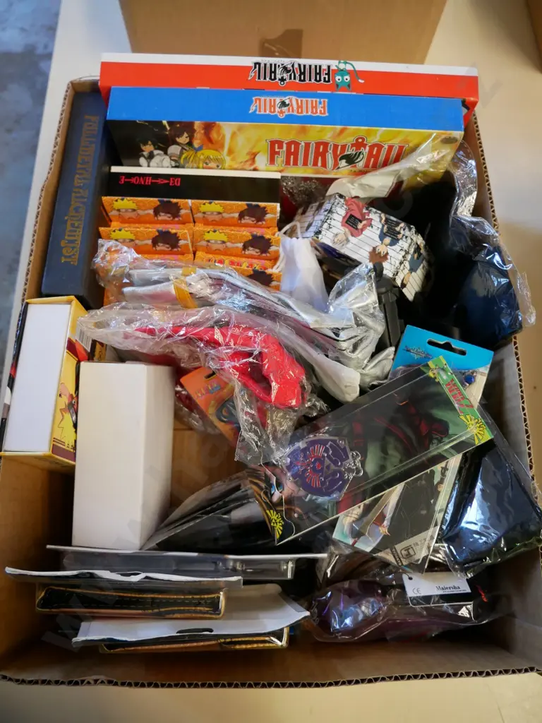 lucky dip box of assorted fantasy colllectables and toys Image 1++