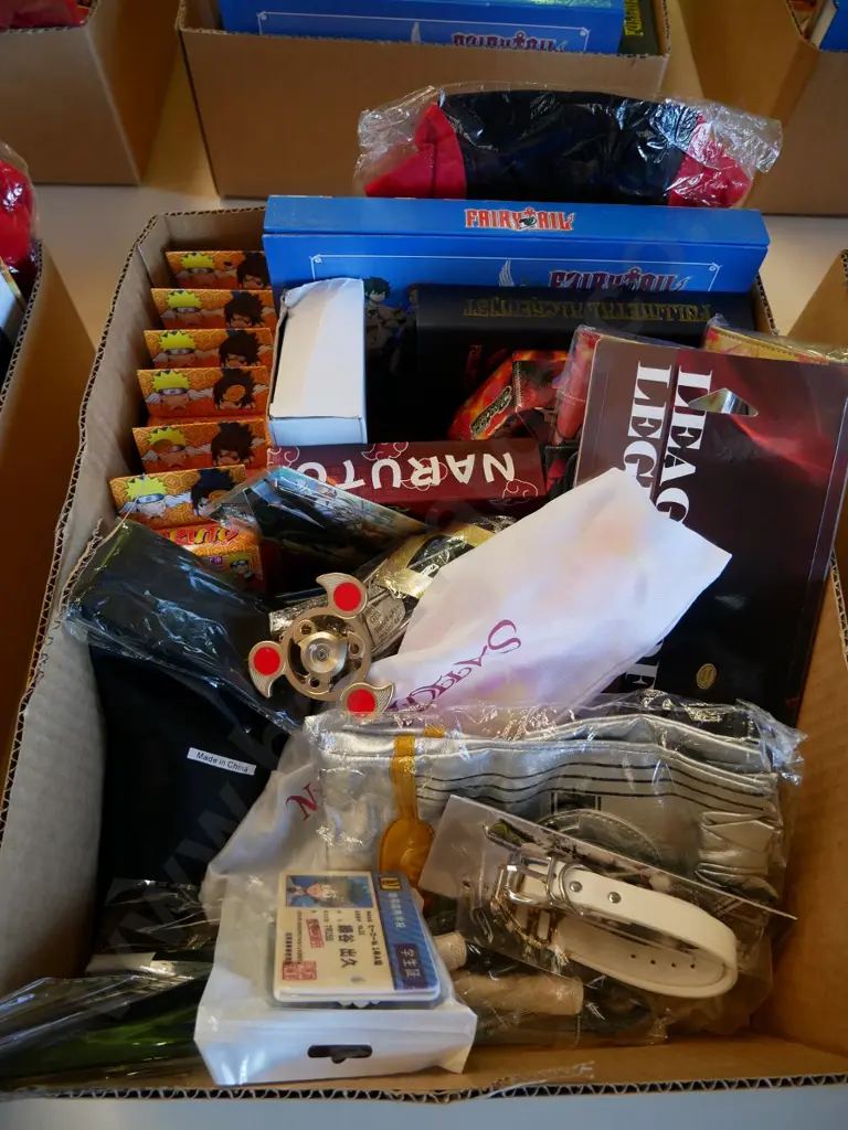lucky dip box of assorted fantasy colllectables and toys Image 1++