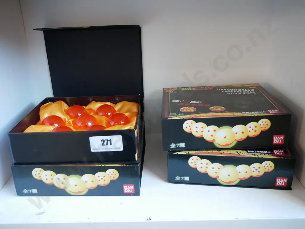 4 boxes Dragon Ball Z crystal balls Image 1++