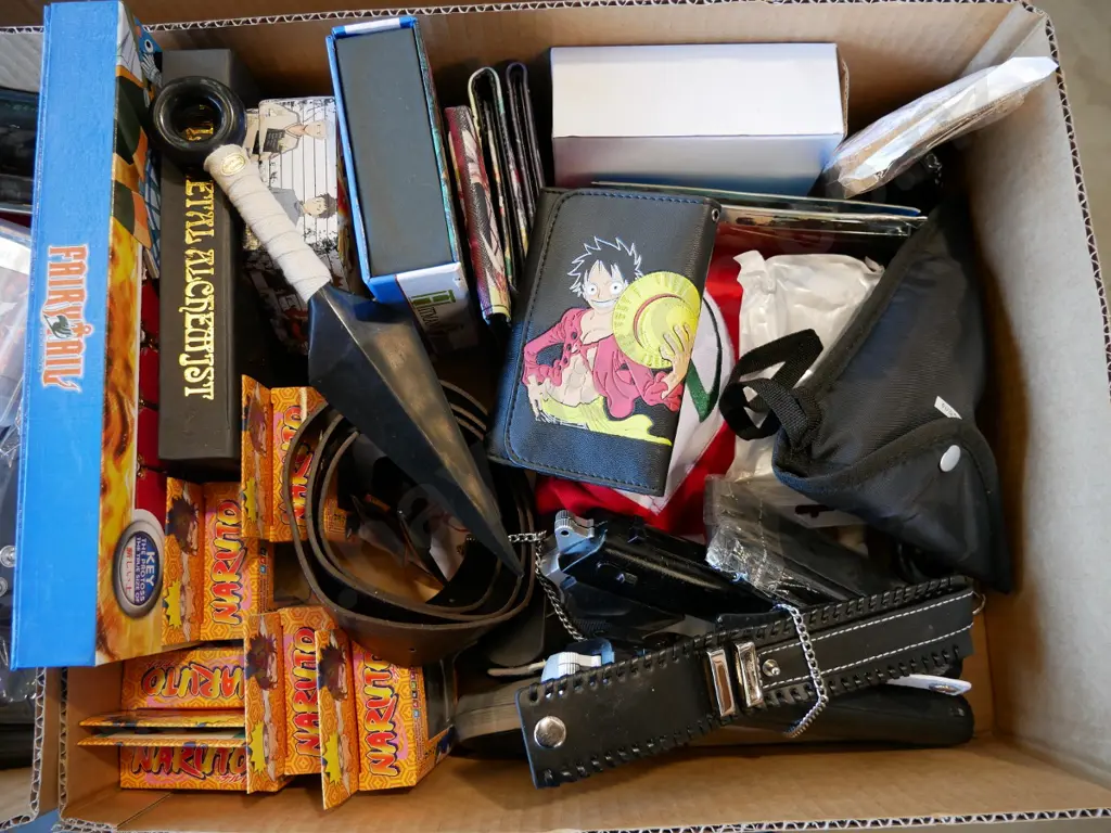 lucky dip box of assorted fantasy colllectables and toys Image 1++