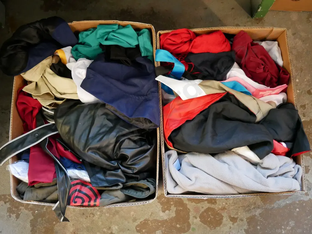 2 boxes opened costumes - orange dots Image 1++