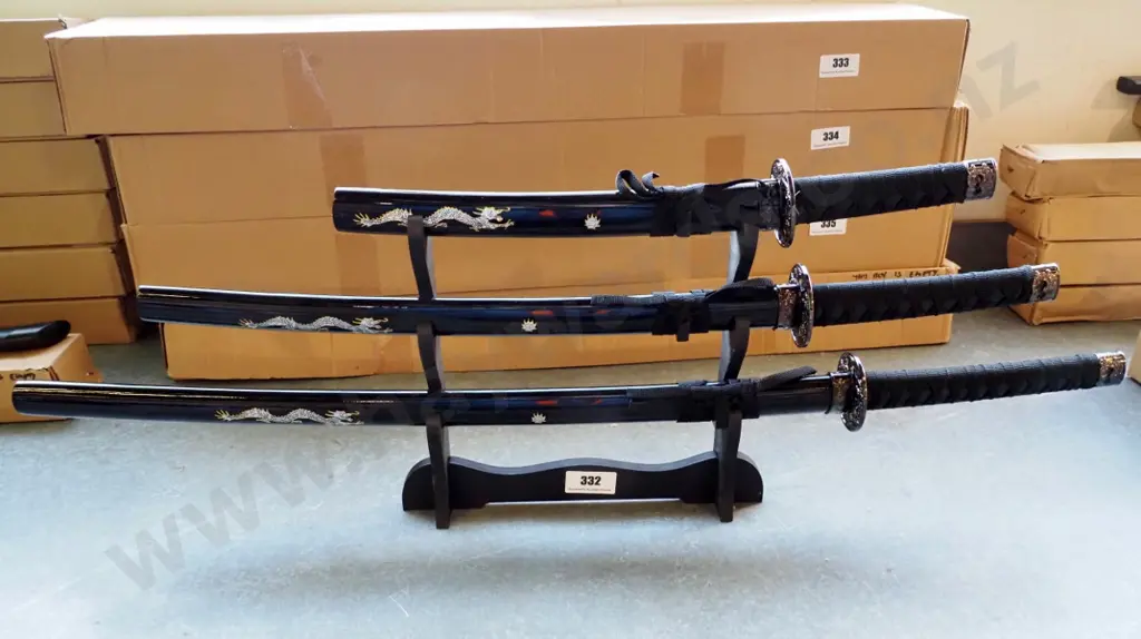 3 Japanese katana swords on a stand Image 1++