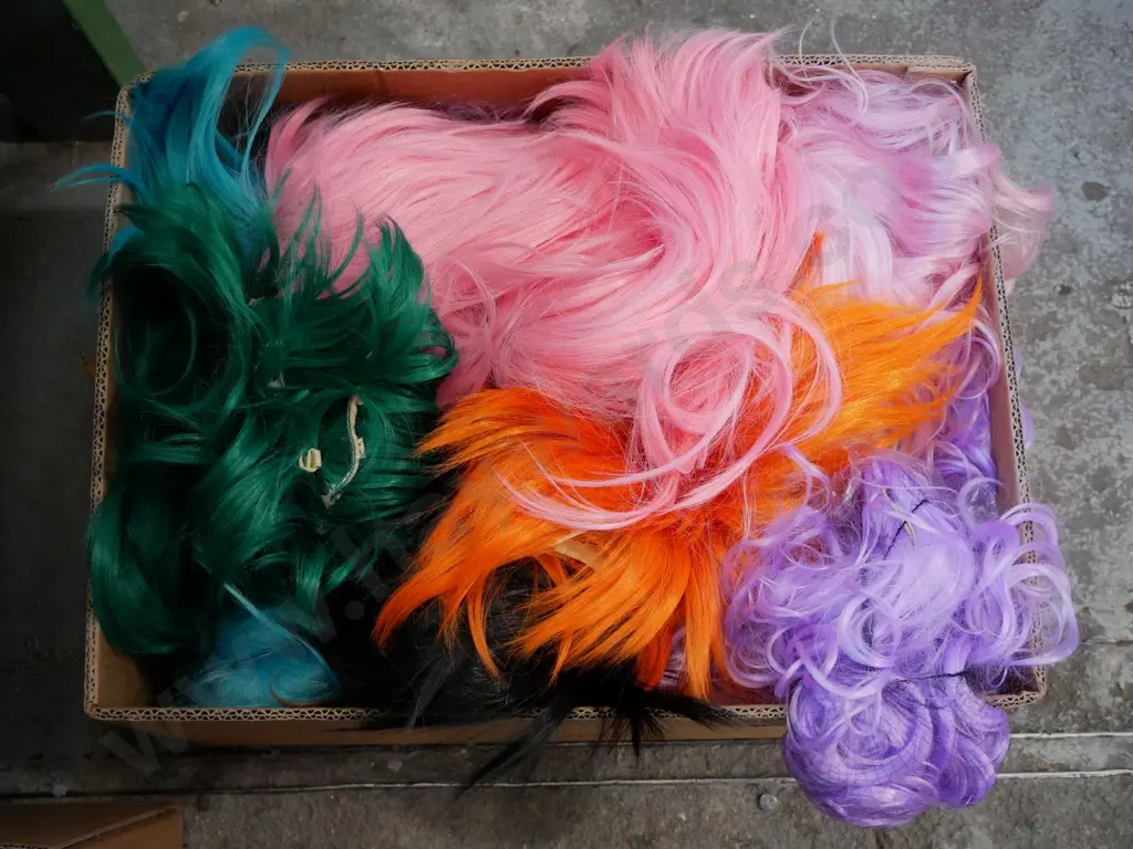 box of wigs Image 1++