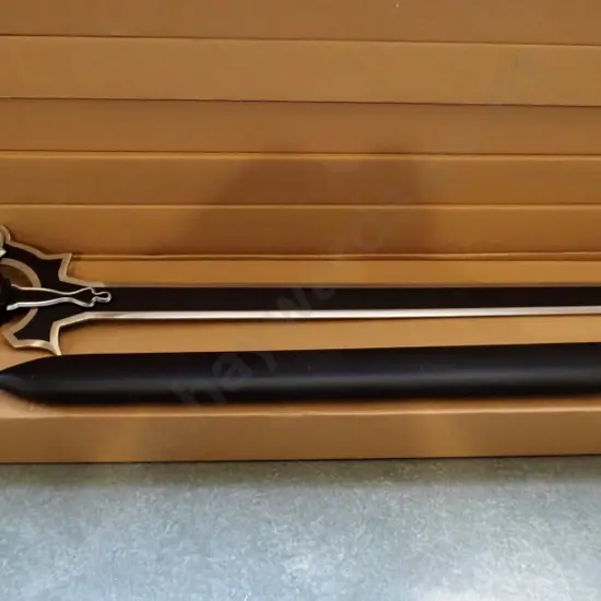 Sword Art Online Elucidator sword and sheath