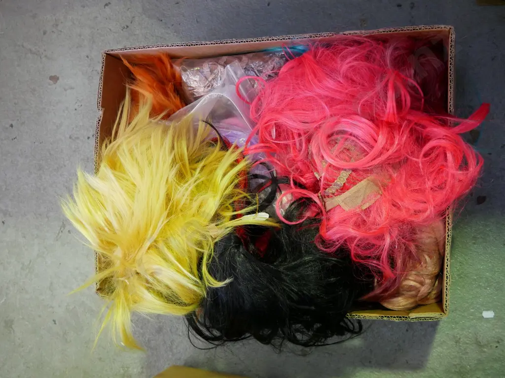 box of wigs Image 1++