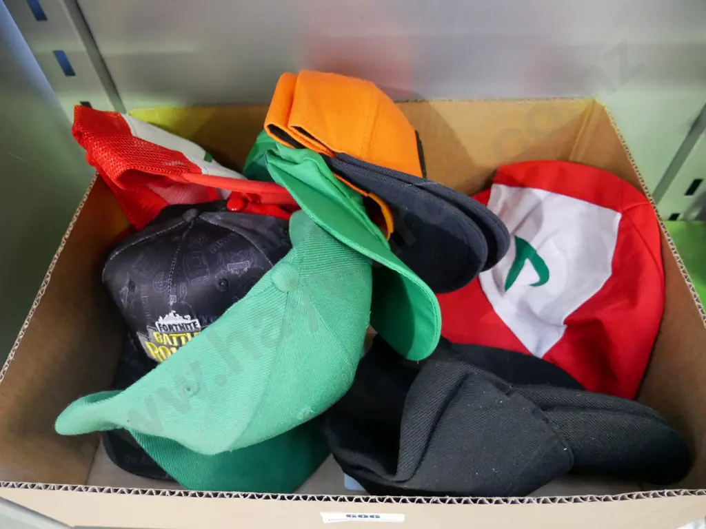 box of caps Image 1++