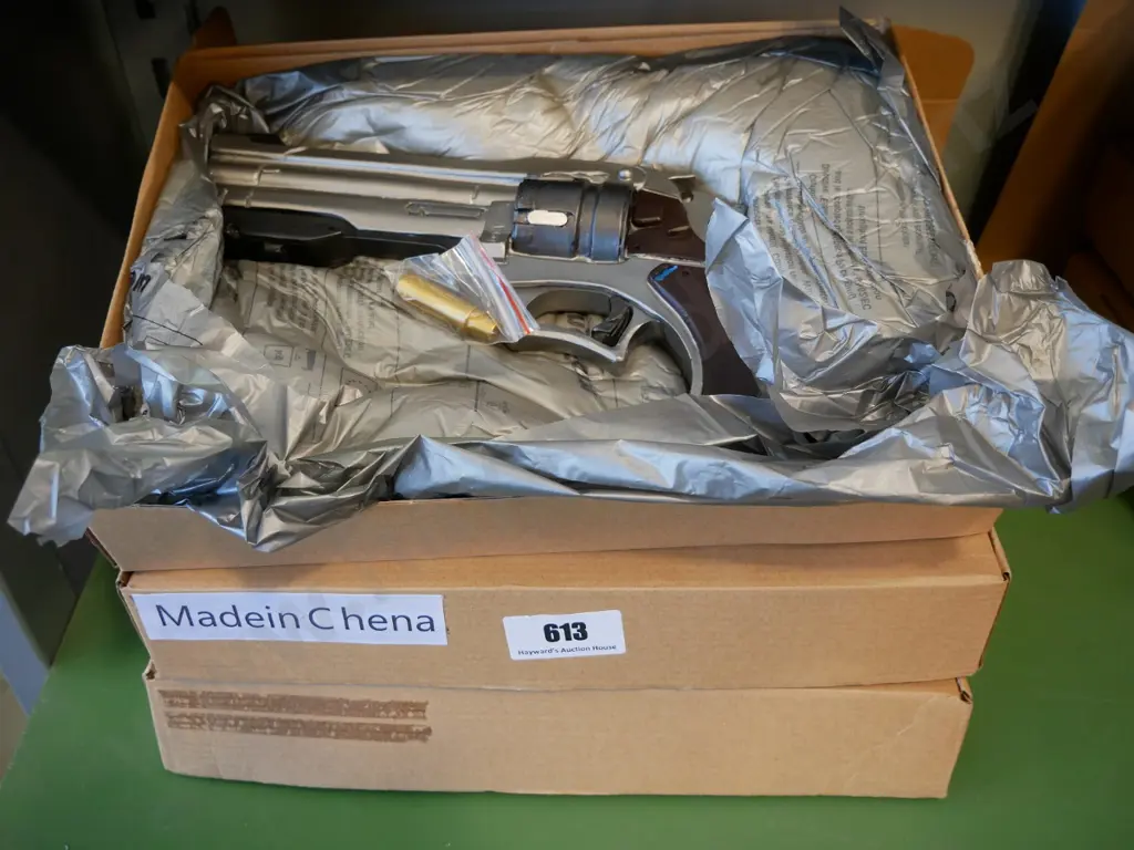 3 x composite Cassidy's Peacekeeper revolvers Image 1++