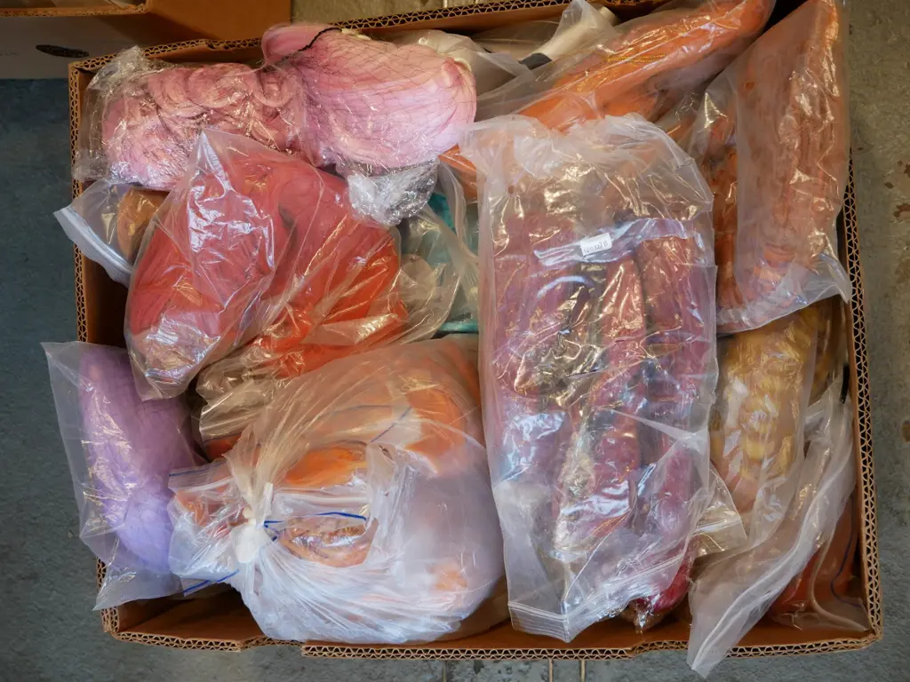 box of wigs Image 1++