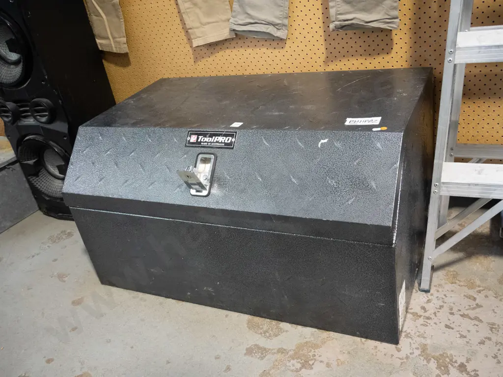 Large Black Toolpro Toolbox Image 1++