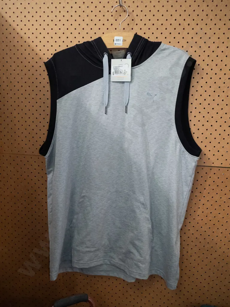 Puma Sleeveless Hoddie  Image 1++