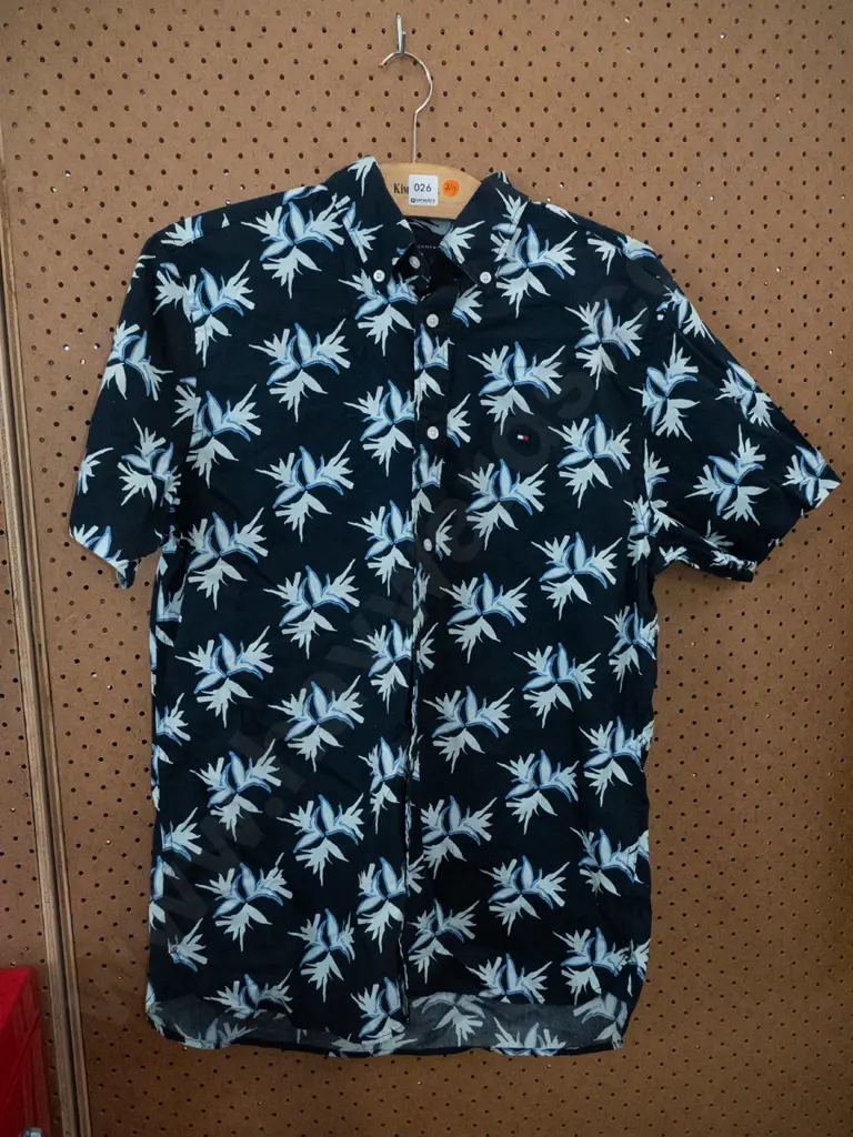 Blue Tommy Hilfiger Shirt with sales tags ($159)  Image 1++