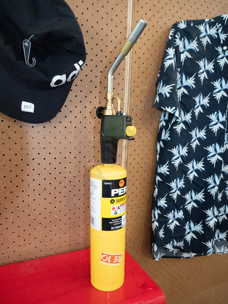 Yellow Peri Gas Torch  Image 1++