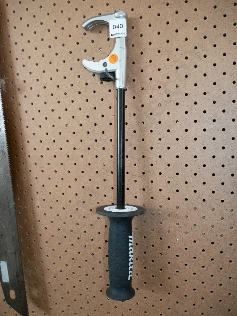 Makita Clamp  Image 1++