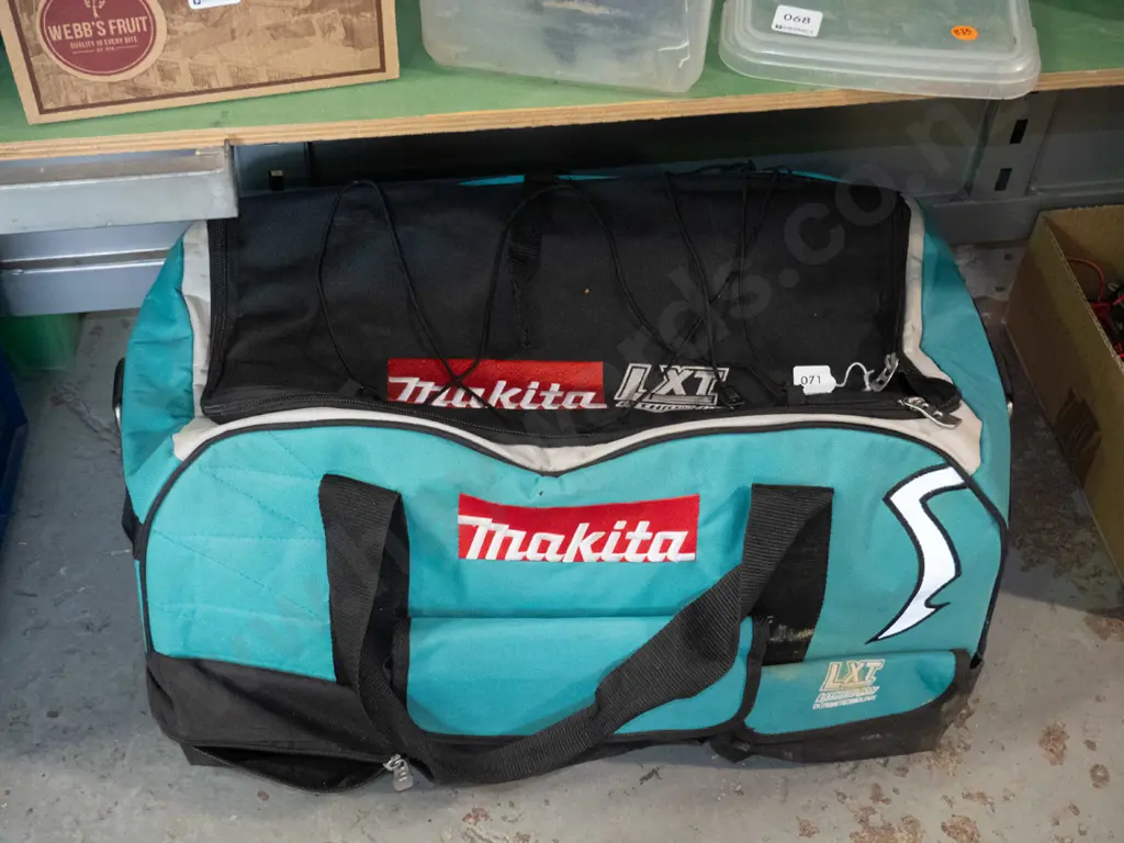 Makita Tool Bag LXT  Image 1++
