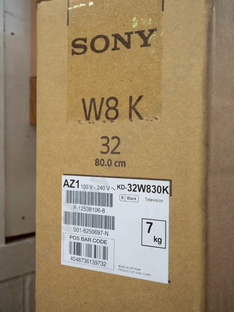 Sony Bravia 32 inch TV in a box  Image 1++