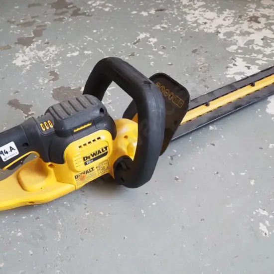 Dewalt hedge trimmer