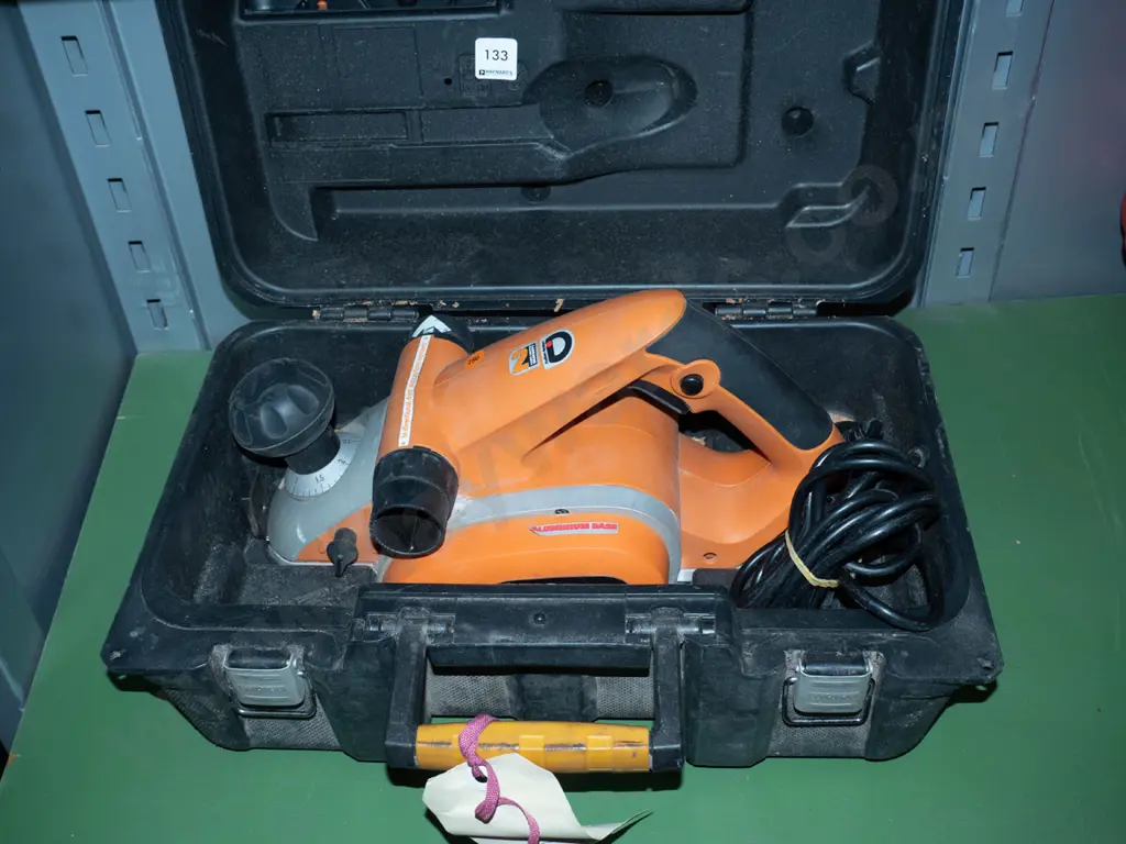 WORX 900w planer - orange - in black carry case  Image 1++
