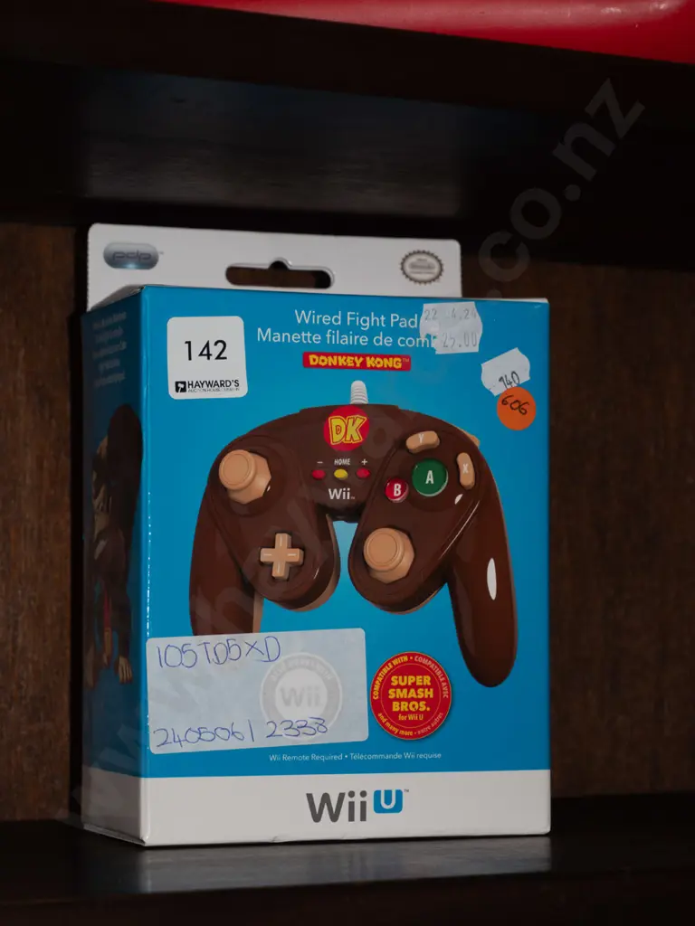 Wii wired fight pad  Image 1++