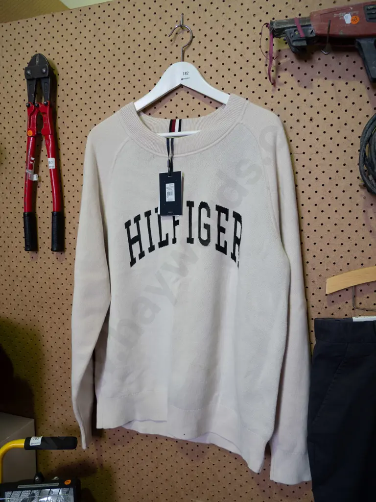 Cream Tommy Hilfiger Jersey with sales tags ($259)  Image 1++