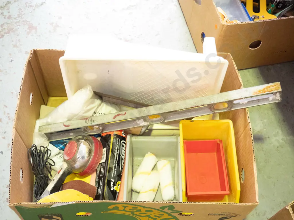 Box; roller tray, builders level, storage containers etc Image 1++