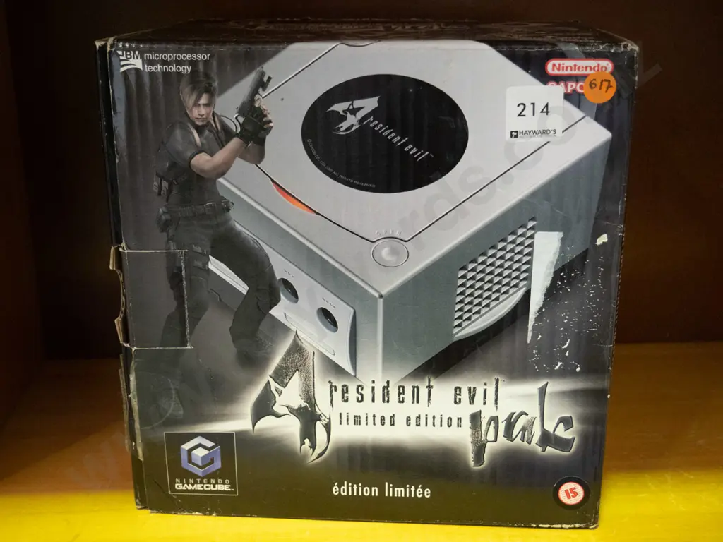 Game cube limited edition 'resident evil'  Image 1++