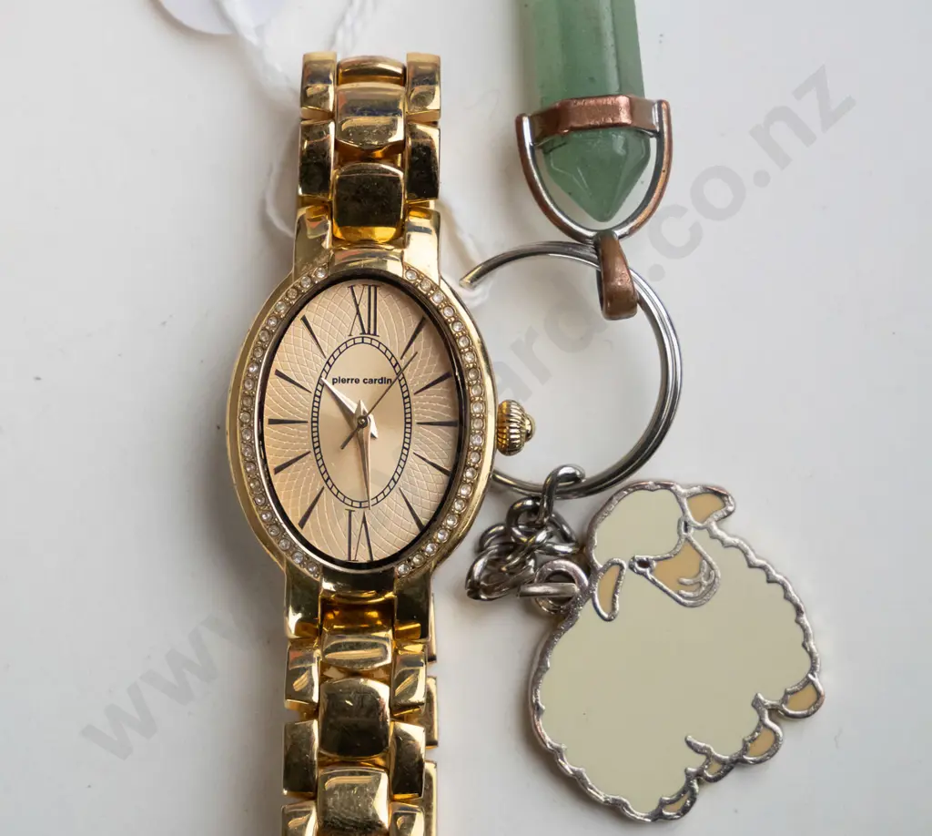gold watch and sheep/green stone keyring  Image 1++