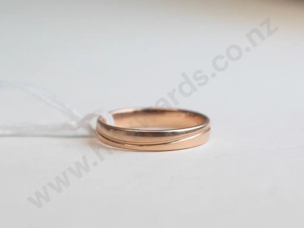 gold ring  Image 1++