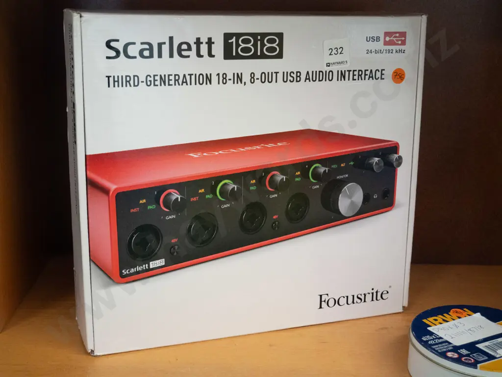 Scarlett 18i8 USB audio interface  Image 1++