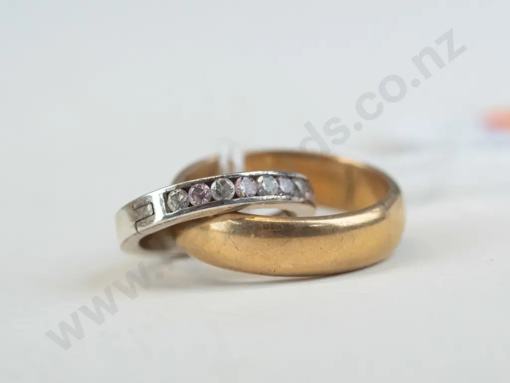 Gold wedding band & earing Image 1++