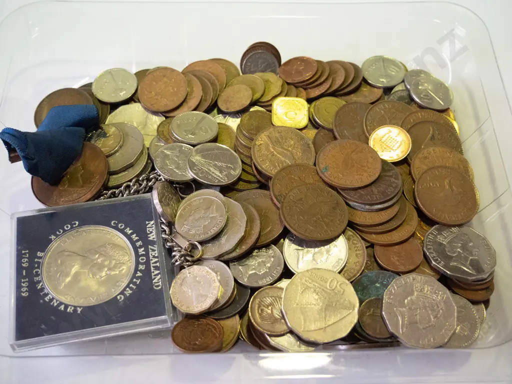 1 x Blue make up bag, various international coins Image 1++