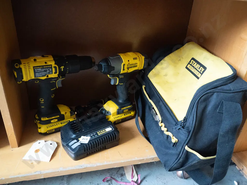 Stanley Fatmax inpact driver, drill, charger & bag Image 1++