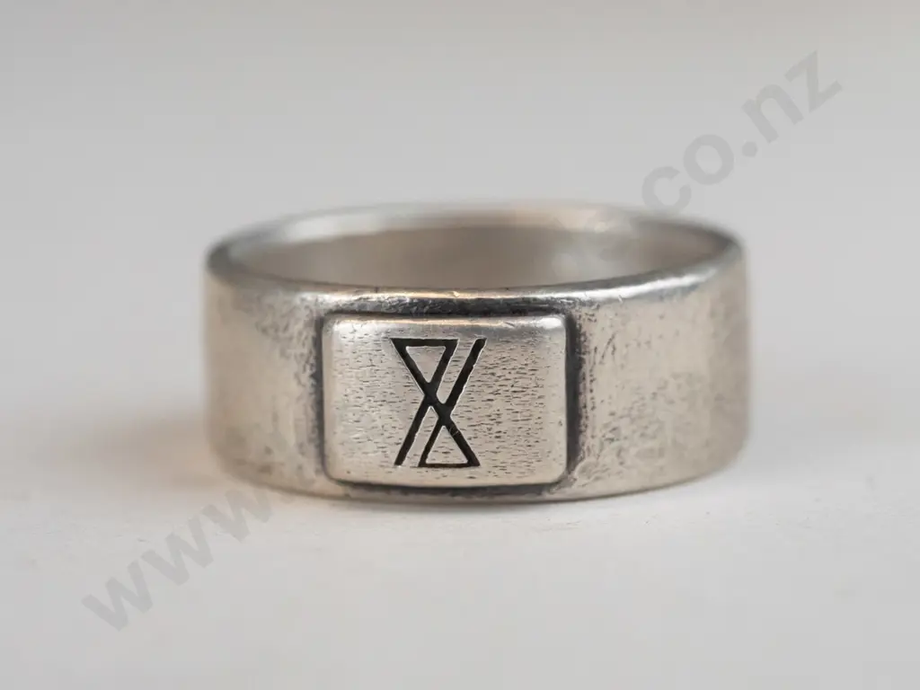 Silver ring 1 Image 1++