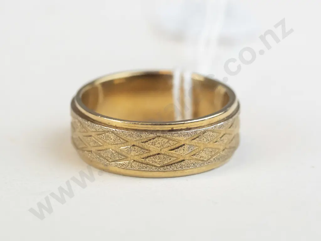 Gents dress ring with geometric pattern Image 1++