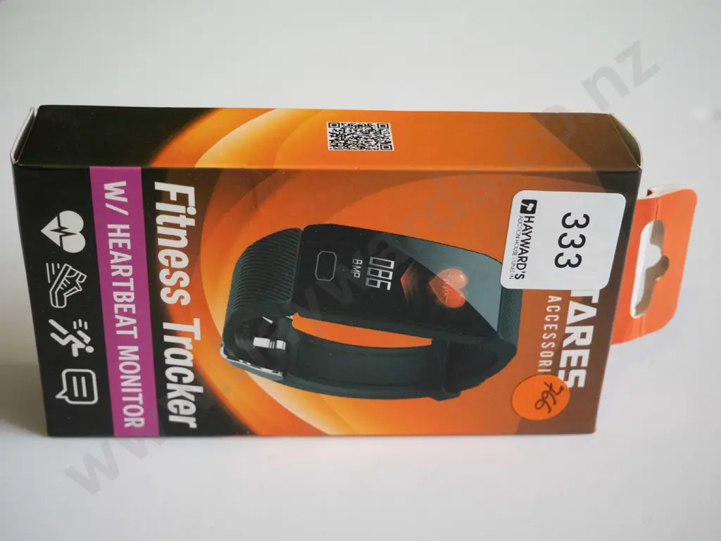 Antares FITNESS TRACKER with heartbeat monitor  Image 1++
