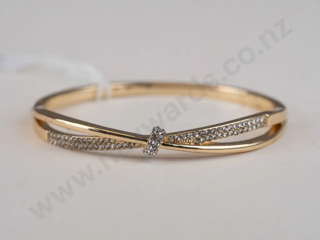 Gold entwined bangle with diamantes Image 1++