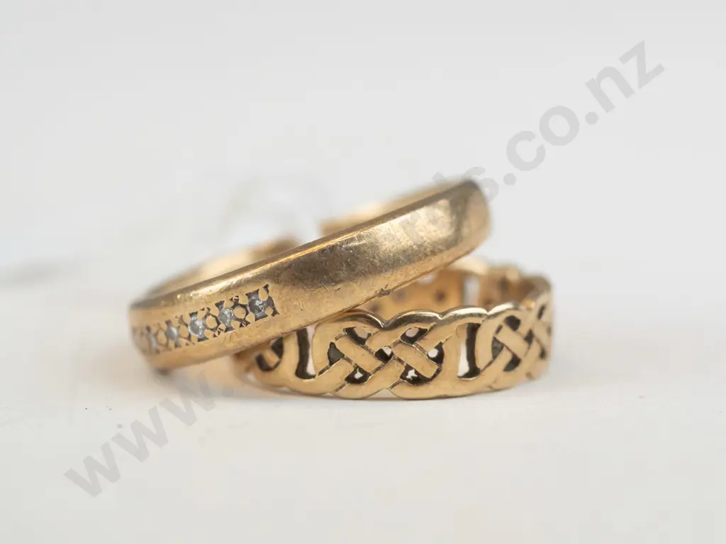 9ct gold ring with stones & 1 golden ring Image 1++