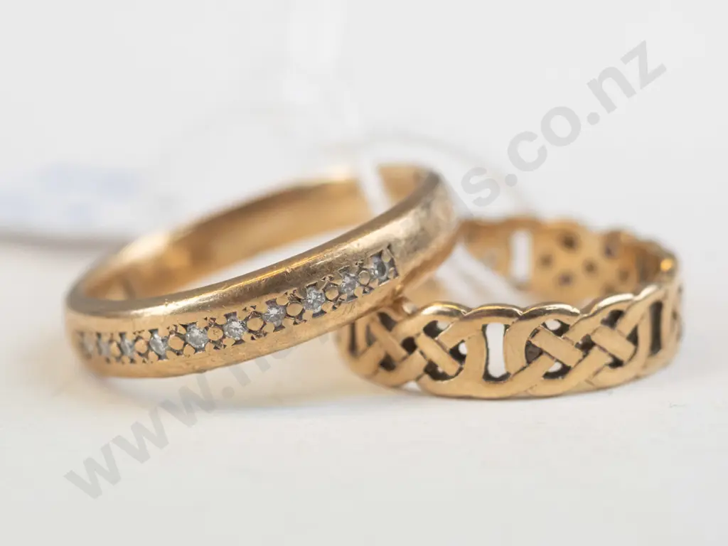 9ct gold ring with stones & 1 golden ring Image 1++