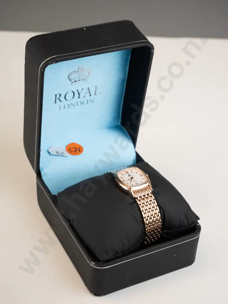 Royal London Ladies watch, gold coloured - boxed Image 1++