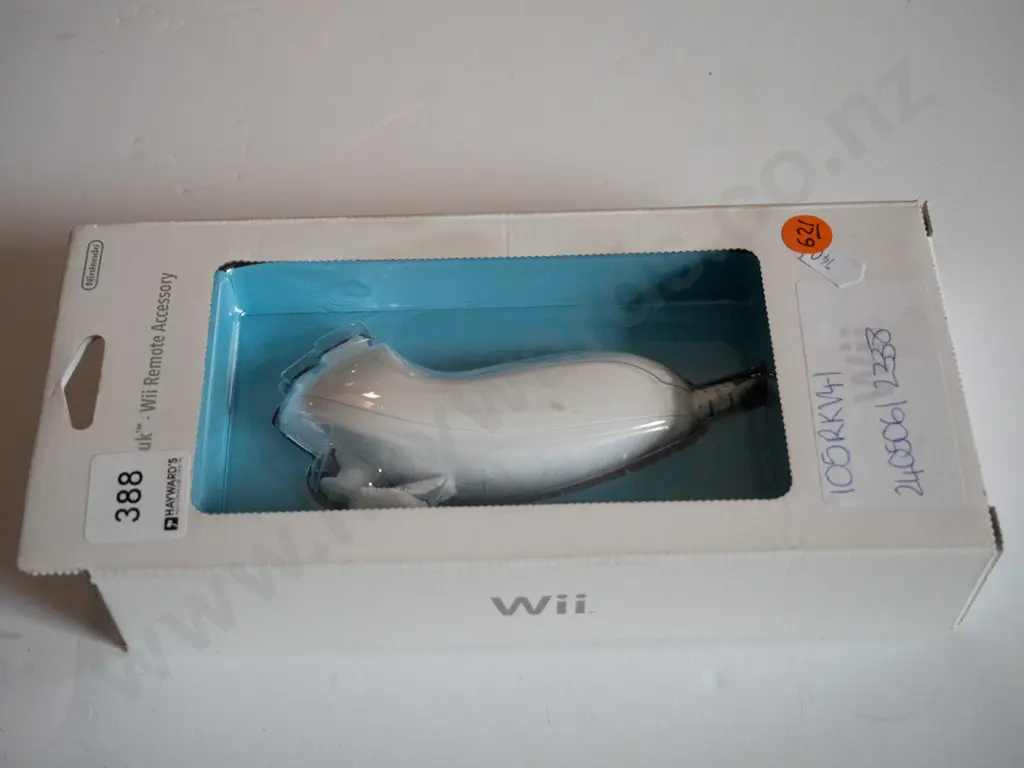 1x Nunchuck Wii remote accessory Image 1++