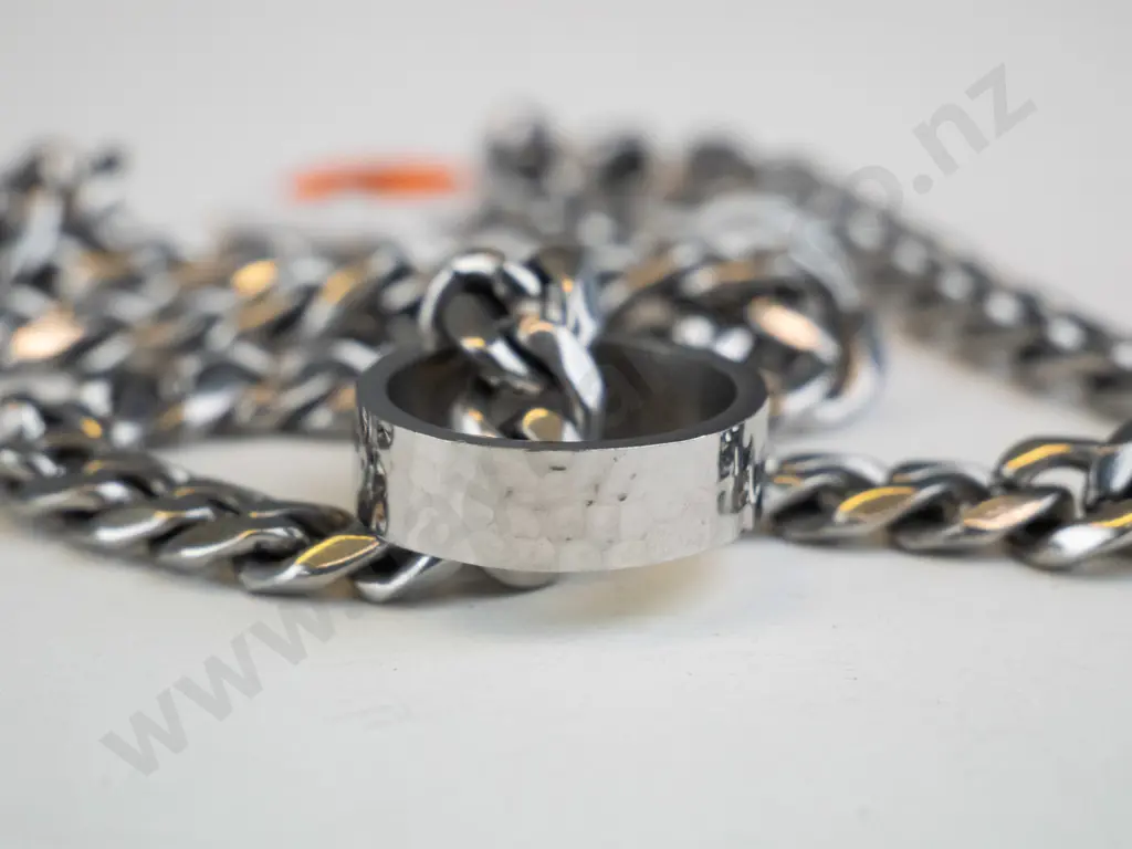 chunky metal chain necklace  Image 1++