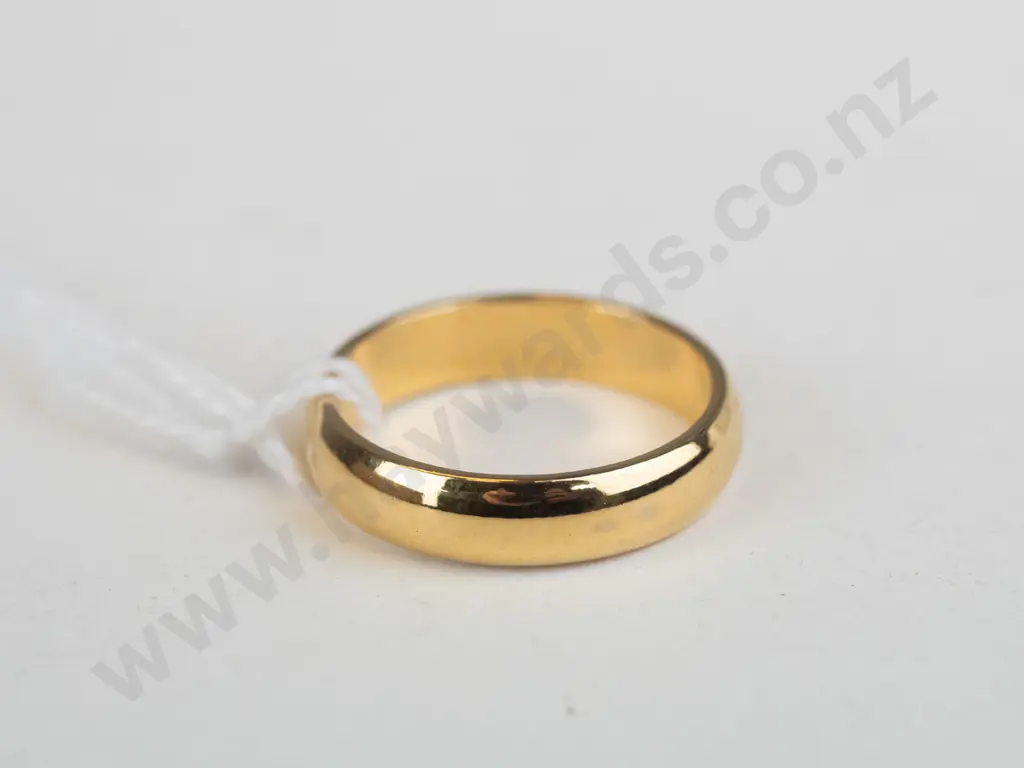 Golden ring Image 1++