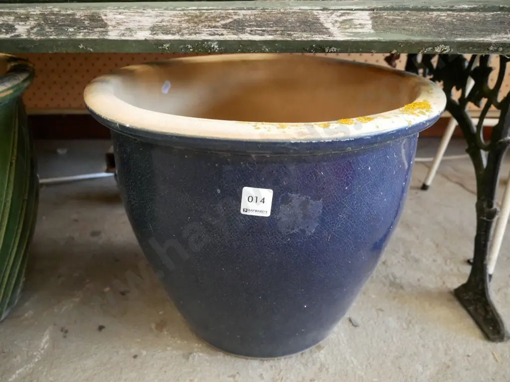 blue glazed planter Image 1++