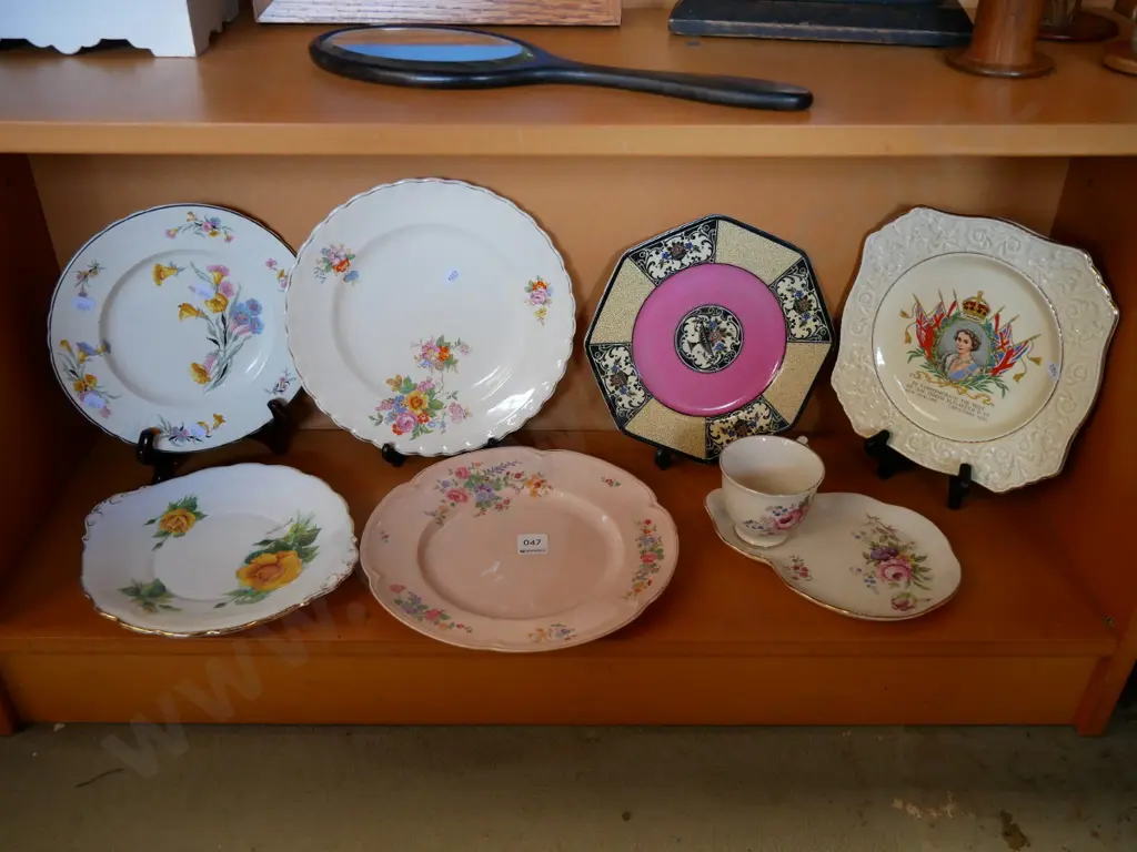6 plates and tennis set Image 1++
