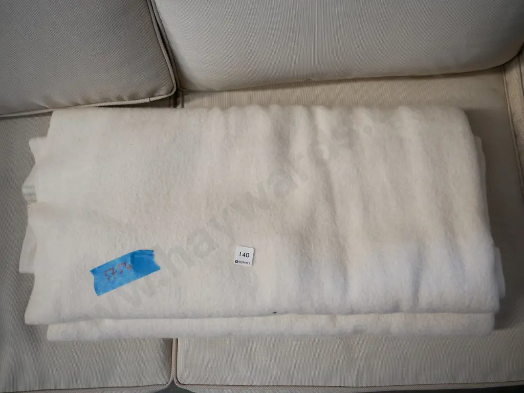 white blanket Image 1++