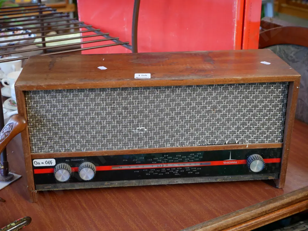 Thorn woodcased mantel radio Image 1++